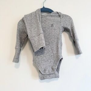 Baby Gap ribbed outfit 3-6 months